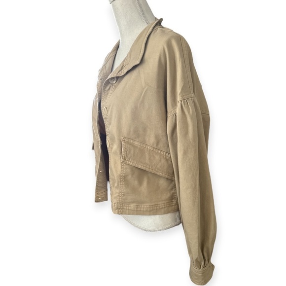Utility Jacket in Tan Jacket Size Medium - Picture 2 of 8